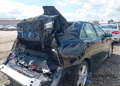 2012 Toyota Camry Se/Le/Xle z USA, uszkodzony, nr VIN 4T1BF1FK1CU018070